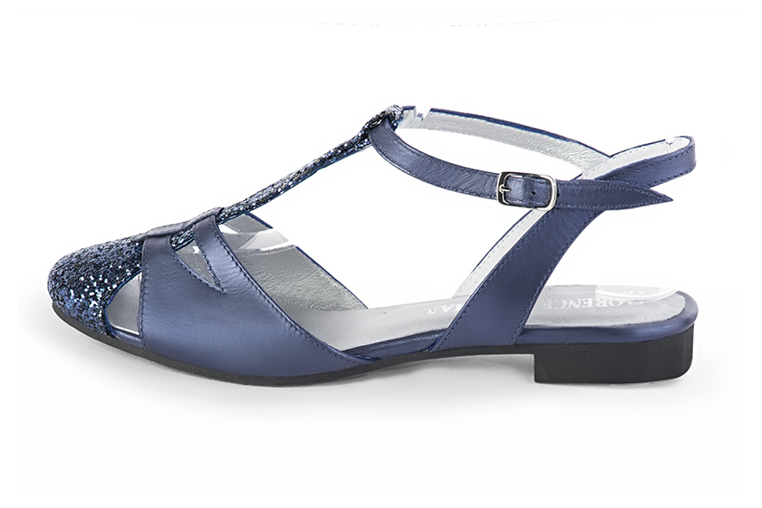 Prussian blue women's open back T-strap shoes. Round toe. Flat leather soles. Profile view - Florence KOOIJMAN
